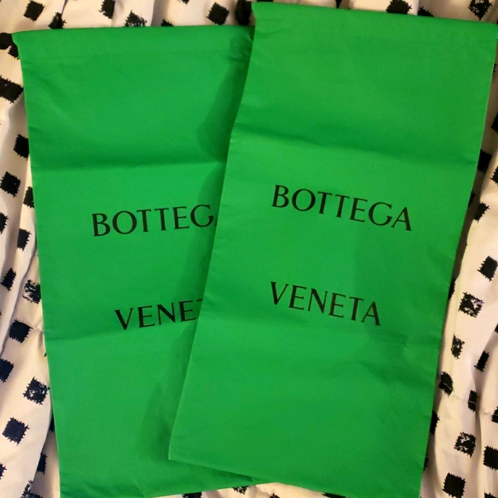 BOTTEGA VENETA DUST COVERS